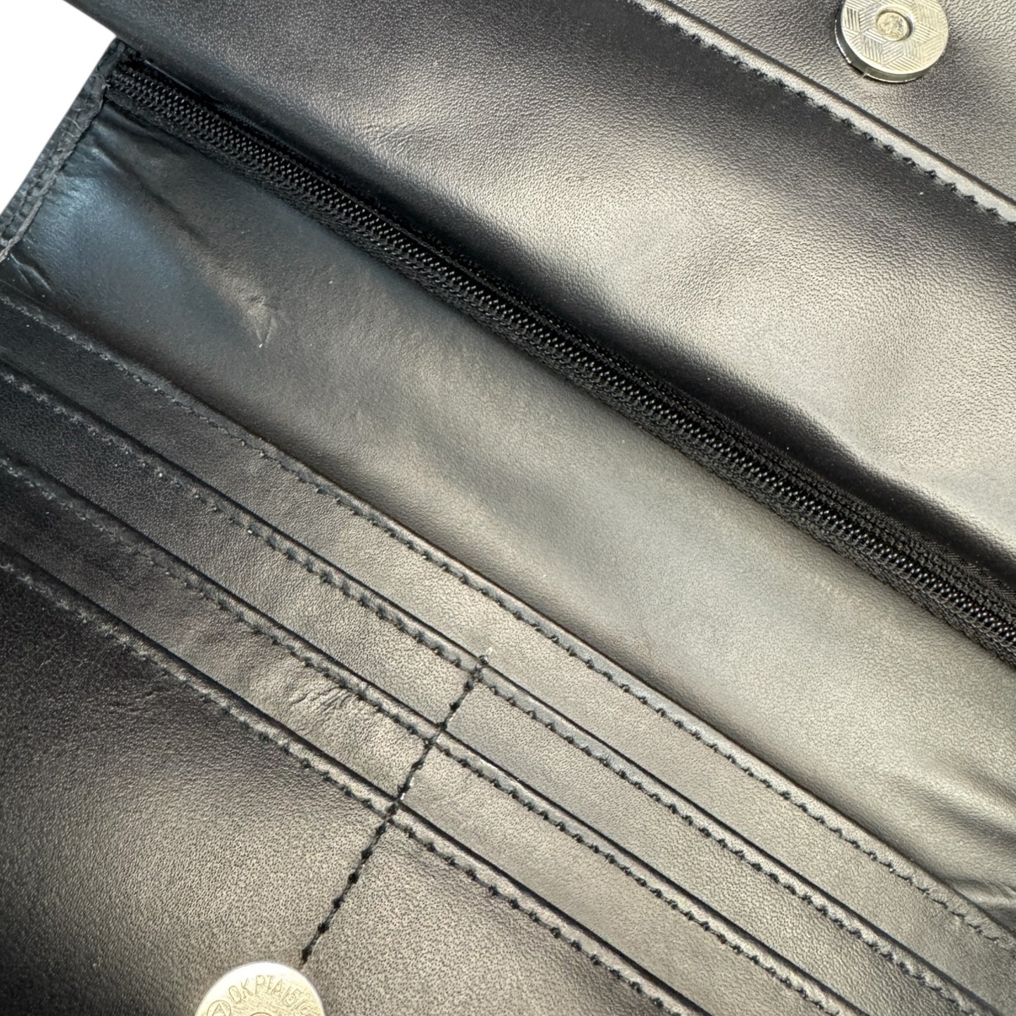 Crimson Rouge – Black Wallet with Red Strip