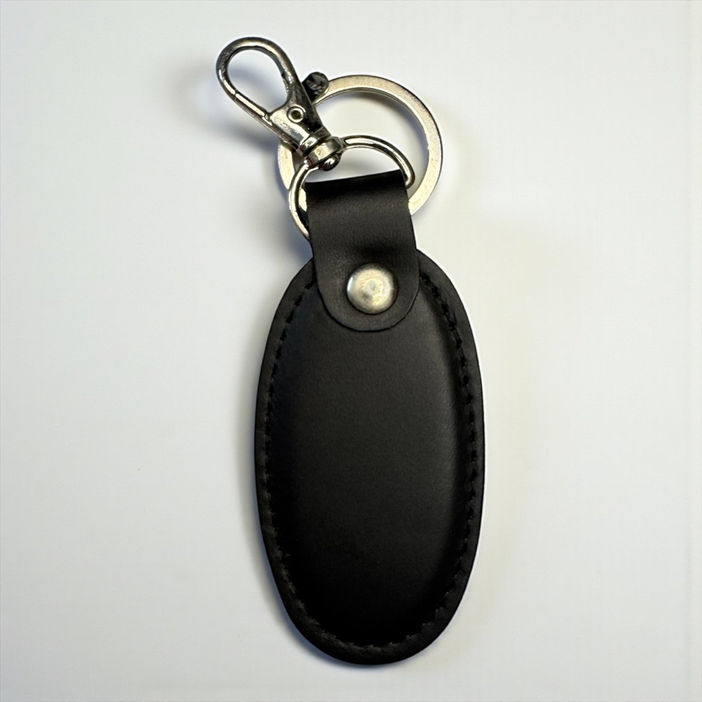 Shadow Arc – Black Keychain