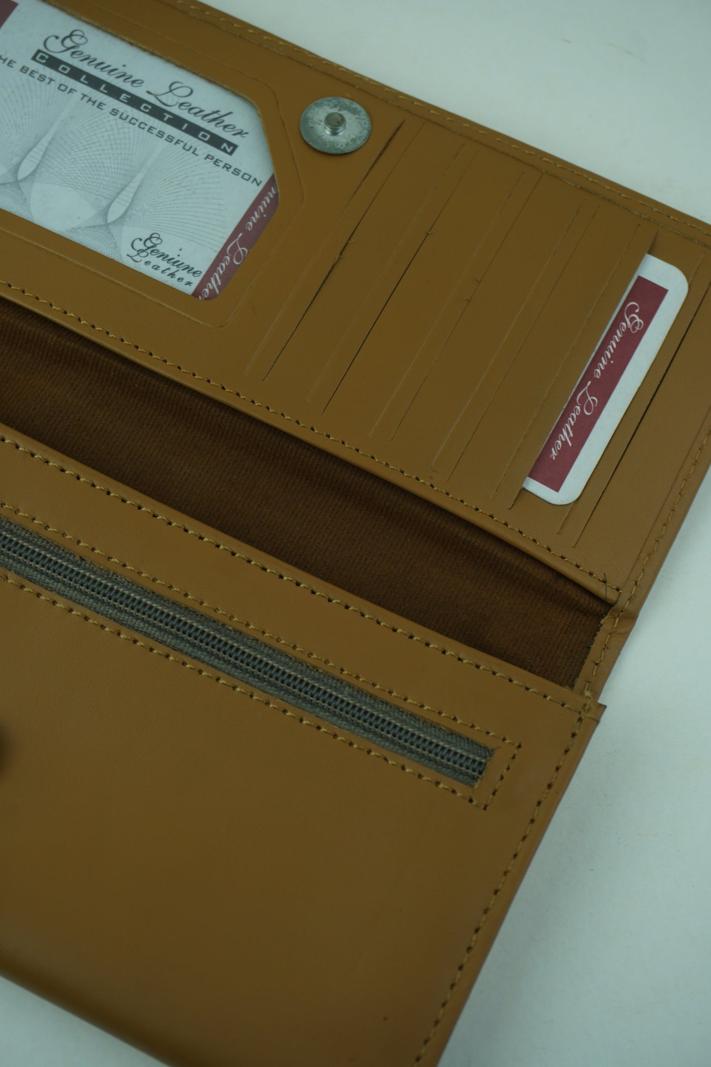 Earthy Elegance - Skin Wallet