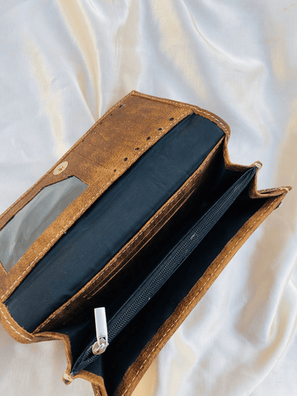 Auburn - Brown Clutch