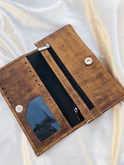 Auburn - Brown Clutch