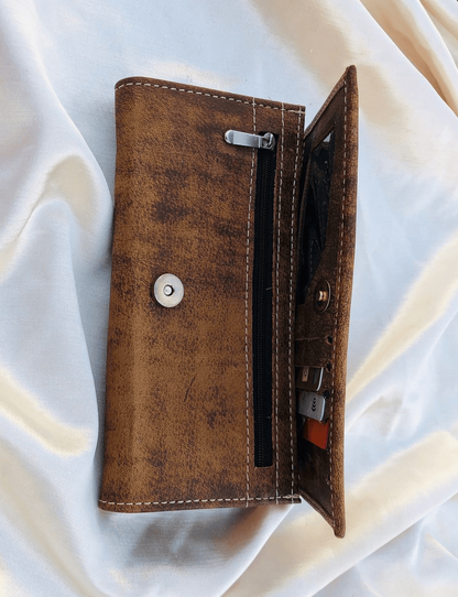 Auburn - Brown Clutch