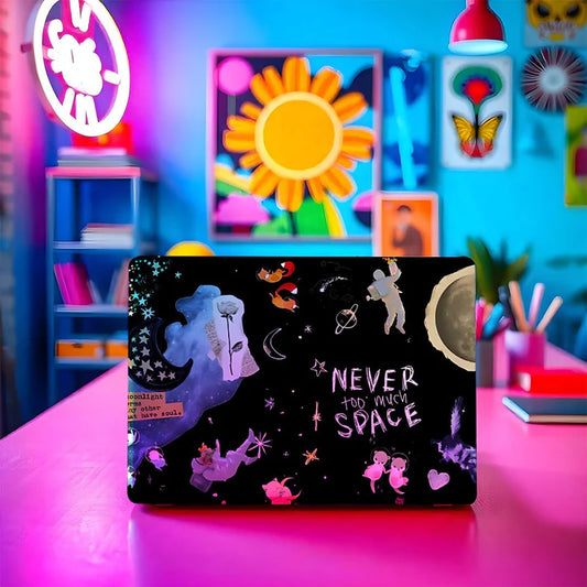 غلاف الكمبيوتر المحمول Never Space